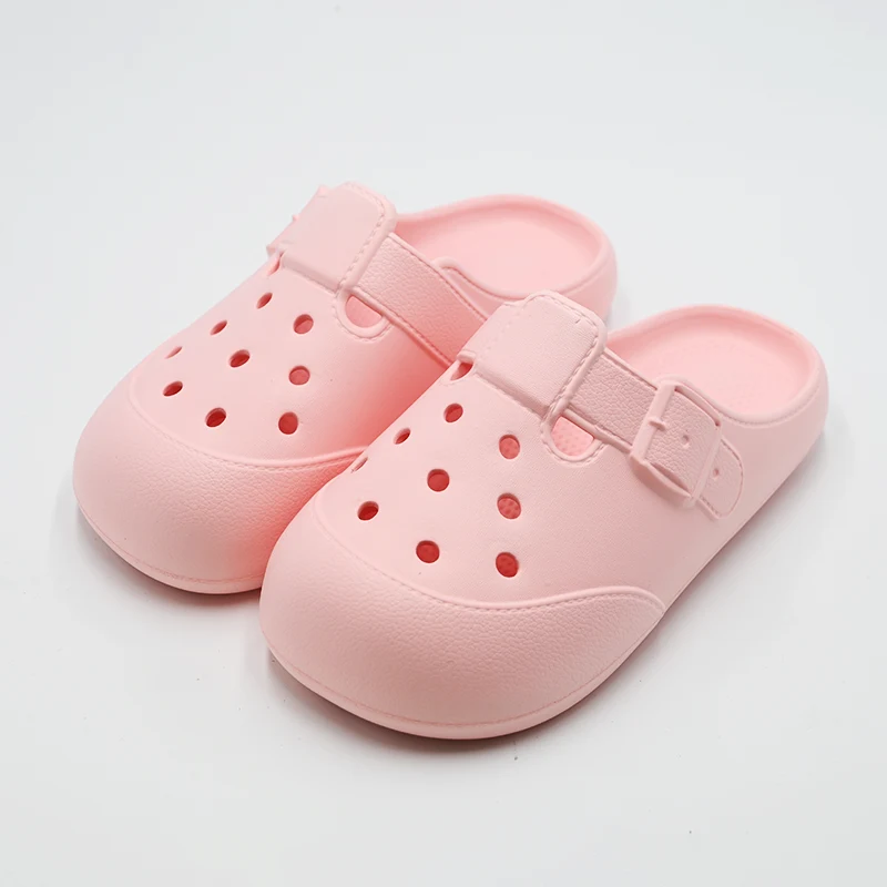 Why Are Hole Slippers Becoming the Must-Have Footwear for Comfort and Style?