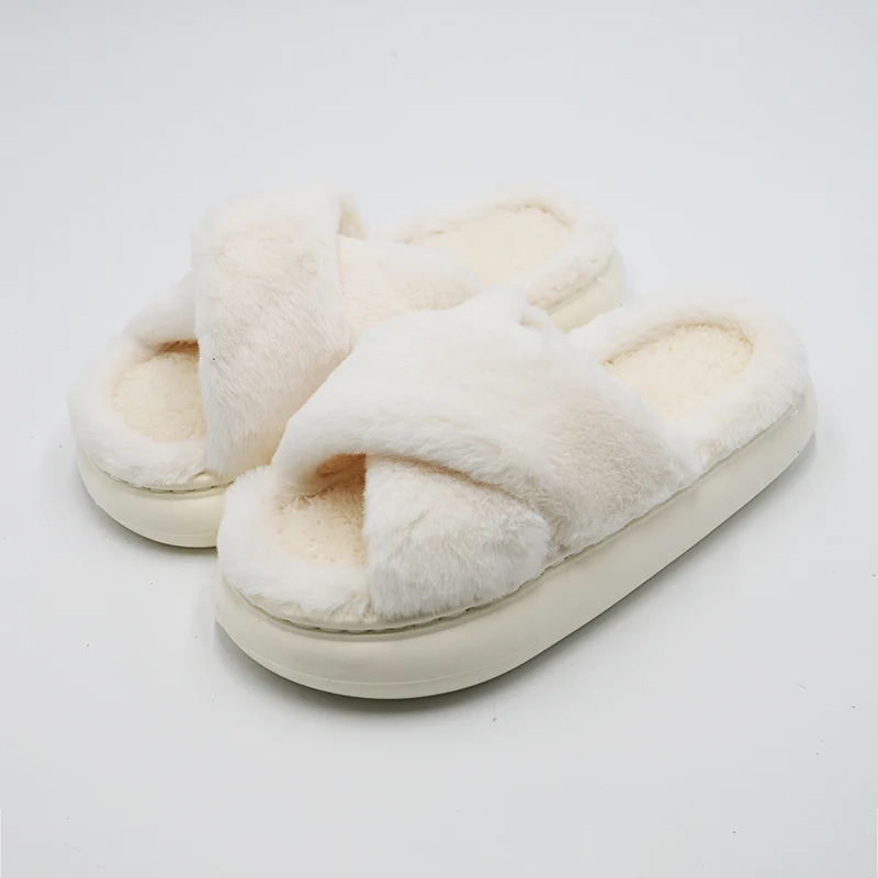 Cross-cut Cotton Slippers